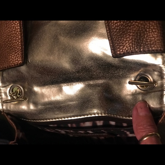 Shoulder bag - Picture 3 of 3